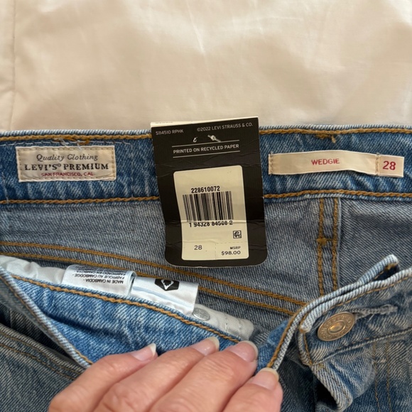 Levi Jeans - Picture 3 of 3